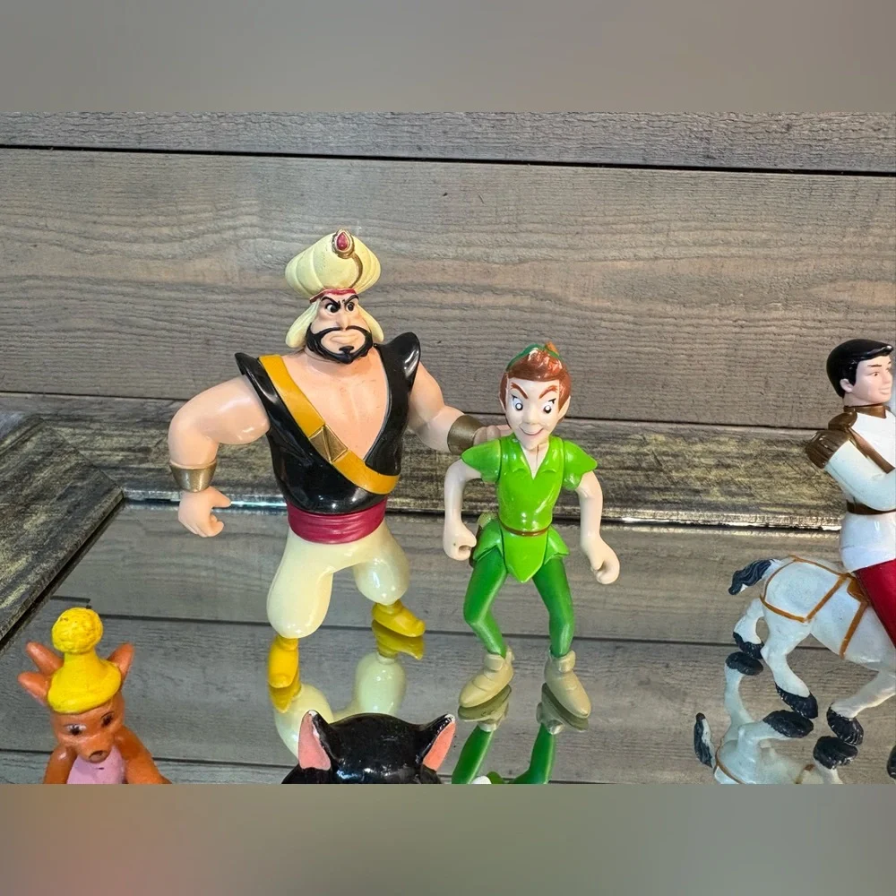 Disney Action Figure Set of 15 Multicolor Cake Toppers Official Characters Lot